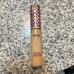 Tarts shape tape concealer